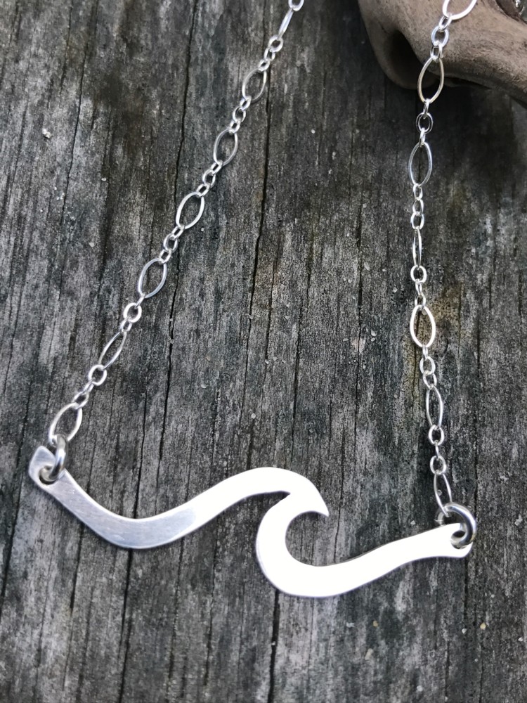 Party Wave Necklace