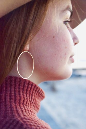 14kt Gold Filled Hammered Hoop Earrings are the perfect contemporary piece to go with any outfit!